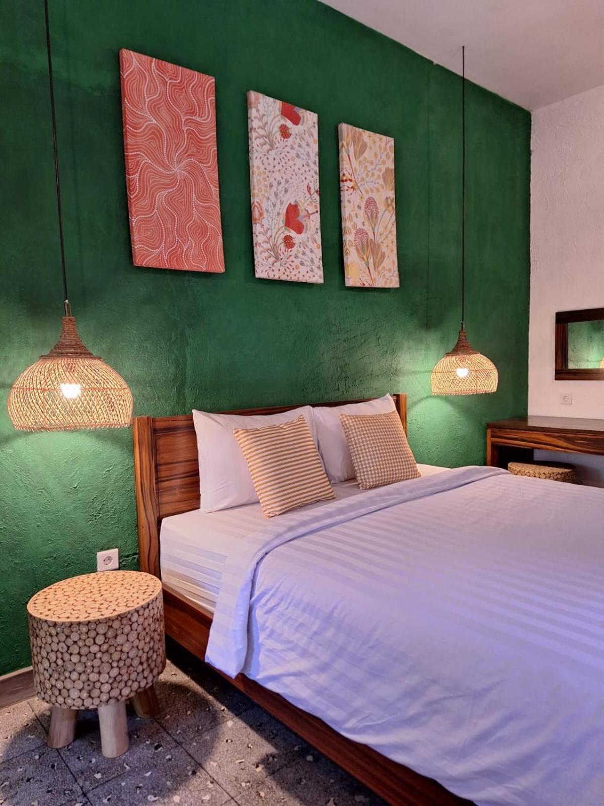 Inn House Homestay Dadapan Buitenkant foto